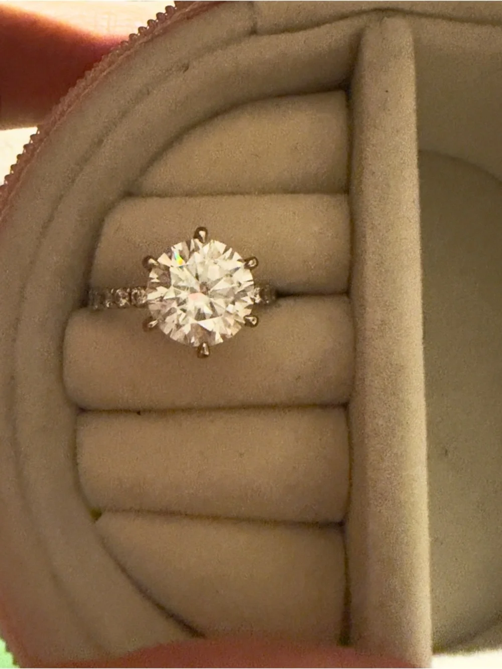 GRA Certified Round Cut Moissanite Engagement Ring